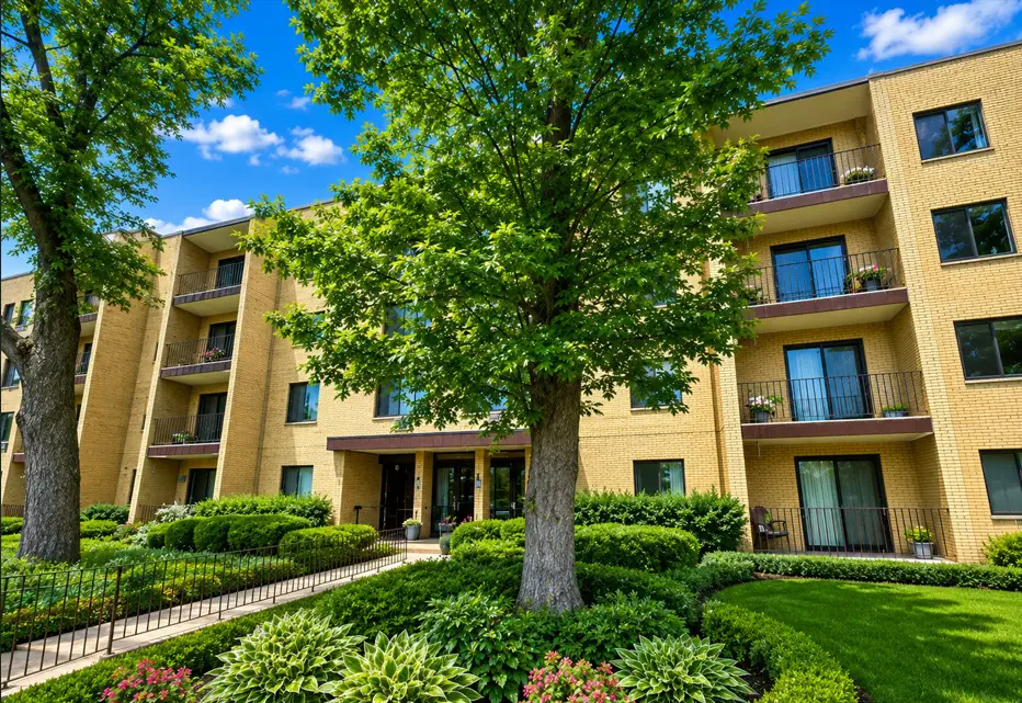 6670 S Brainard Avenue #204, Countryside, IL 60525 - #1