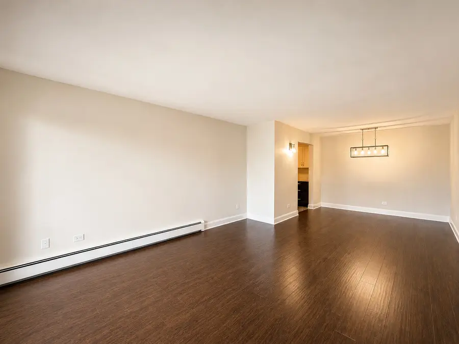 6670 S Brainard Avenue #204, Countryside, IL 60525 - #2