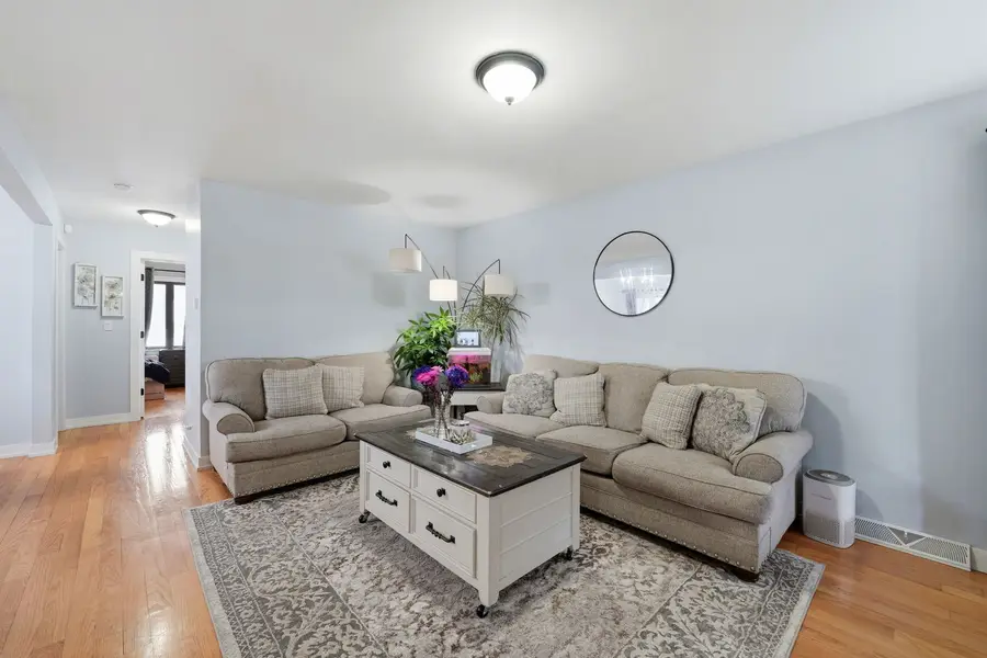 4656 25th Avenue, Schiller Park, IL 60176 - #3