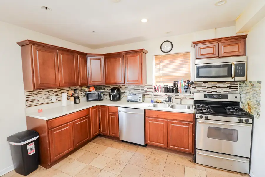 414 E 91st Place, Chicago, IL 60619 - #3