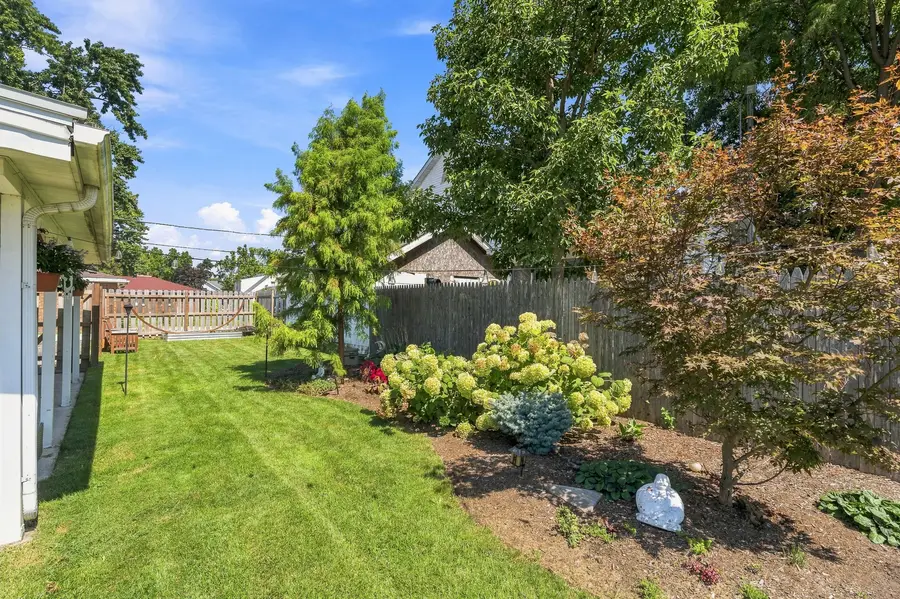 626 E Division Street, Lockport, IL 60441 - #2