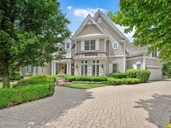 431 Woodland Park Court, Hinsdale, IL 60521