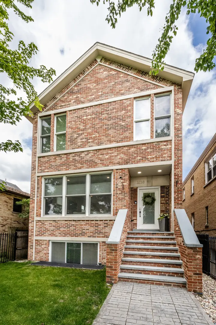 3238 N Pioneer Avenue, Chicago, IL 60634 - #3