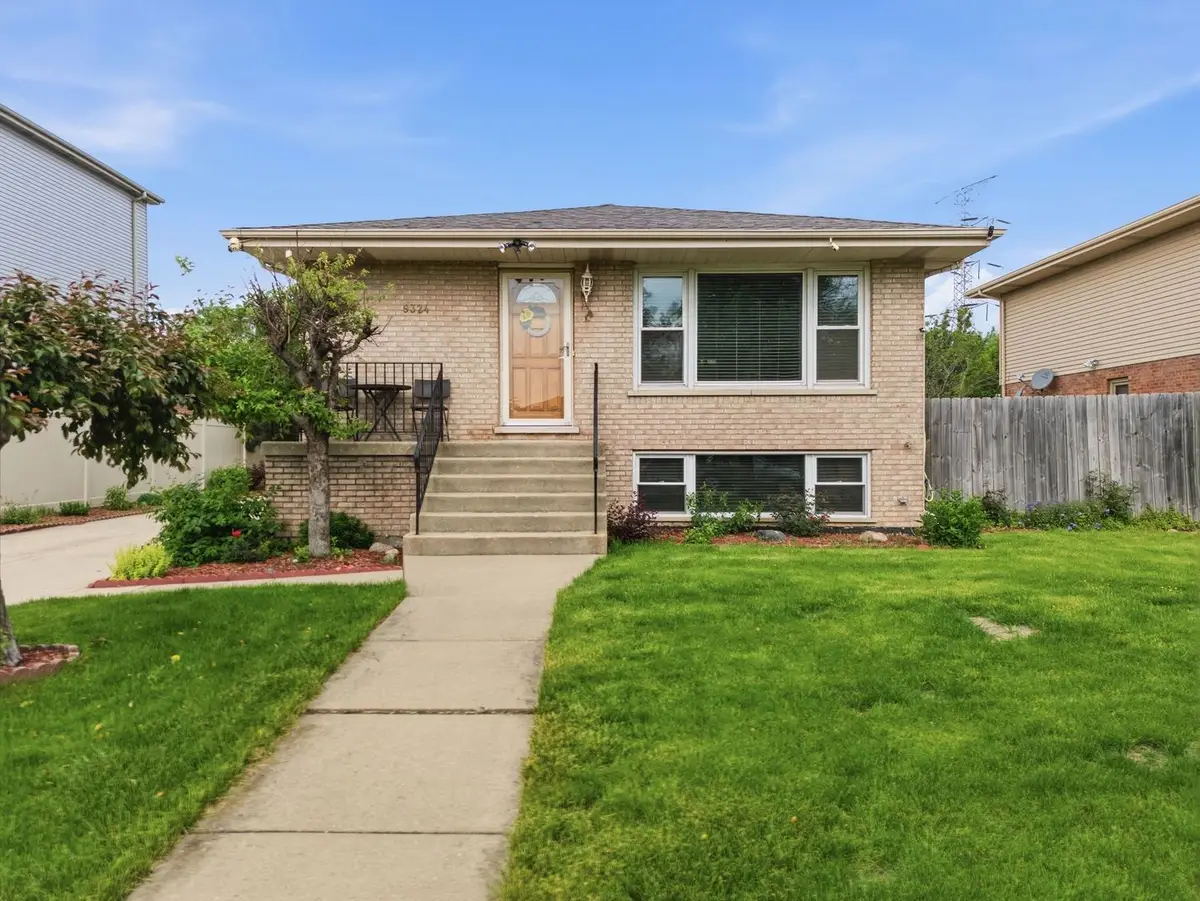 9324 S Thomas Avenue, Bridgeview, IL 60455 - #1