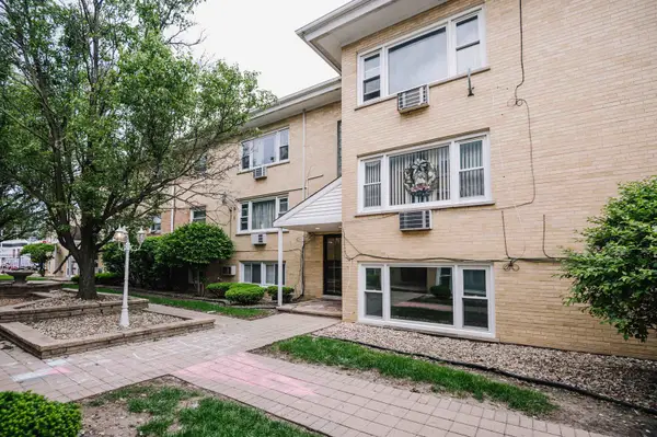 6634 W 95th Street #1D, Oak Lawn, IL 60453