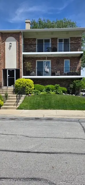 11319 Moraine Drive #F, Palos Hills, IL 60465 - #1