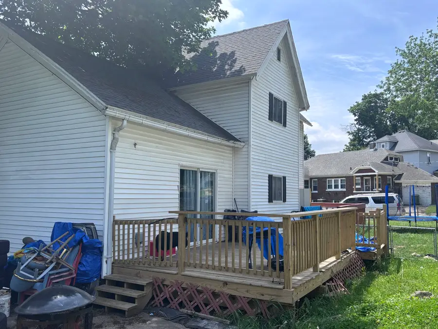 1219 S 7th Street, Clinton, IA 52732 - #3
