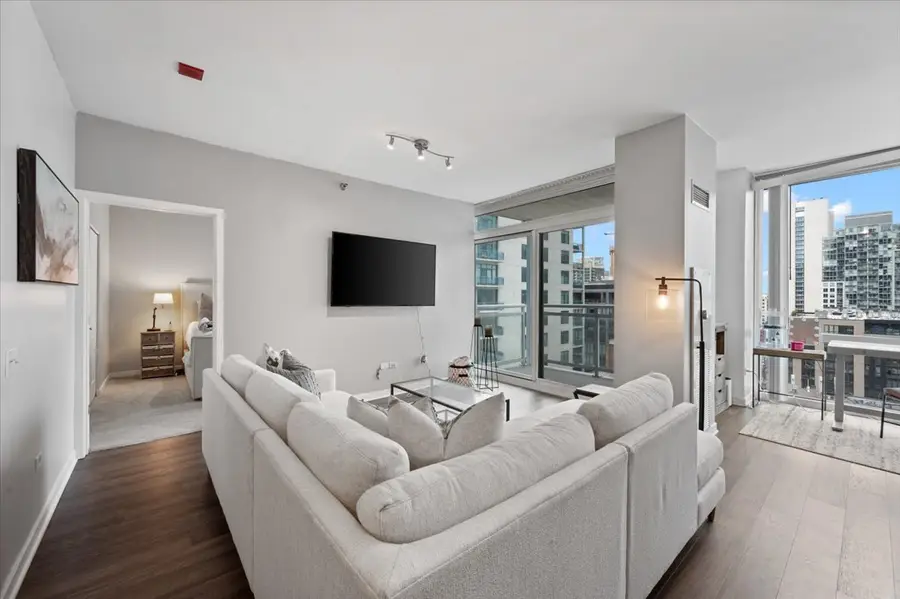 757 N Orleans Street #1210, Chicago, IL 60654 - #3