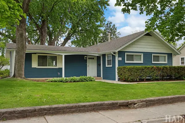 62 Lippincott Road, Fox Lake, IL 60020