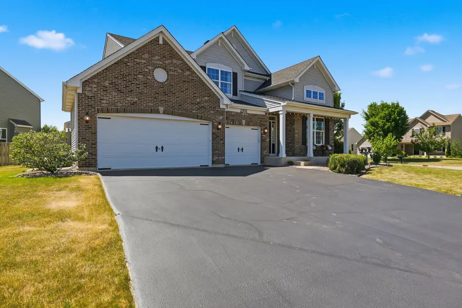 2701 Woodworth Avenue, Woodstock, IL 60098 - #3