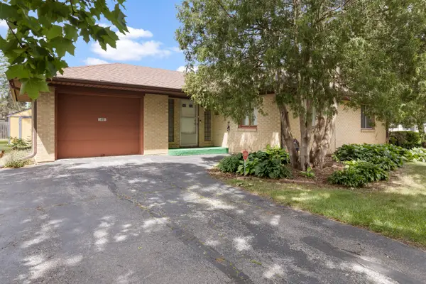 1601 River Bluff Boulevard, Rockford, IL 61103