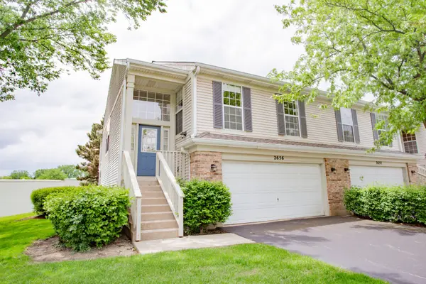 2656 S Cedar Glenn Drive, Arlington Heights, IL 60005
