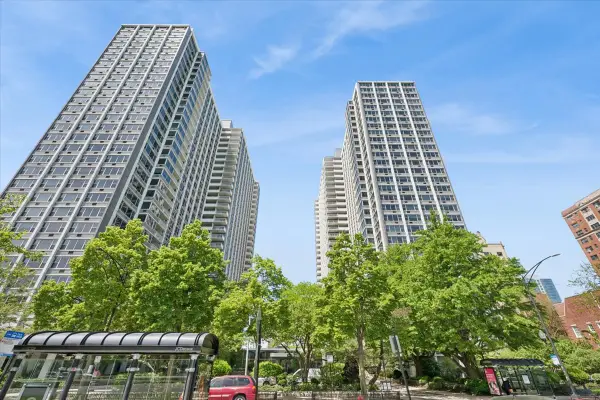 4250 N Marine Drive #435, Chicago, IL 60613
