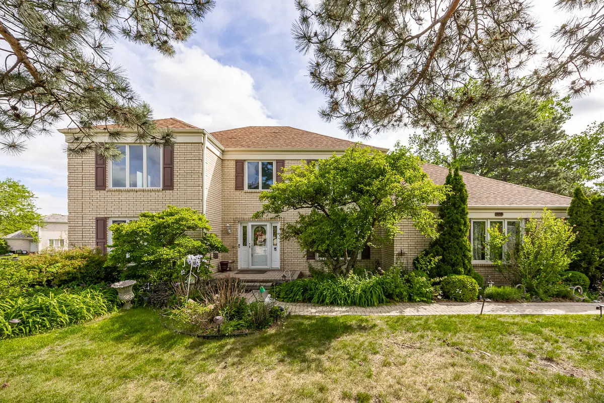 306 Woodview Court, Oak Brook, IL 60523 - #1
