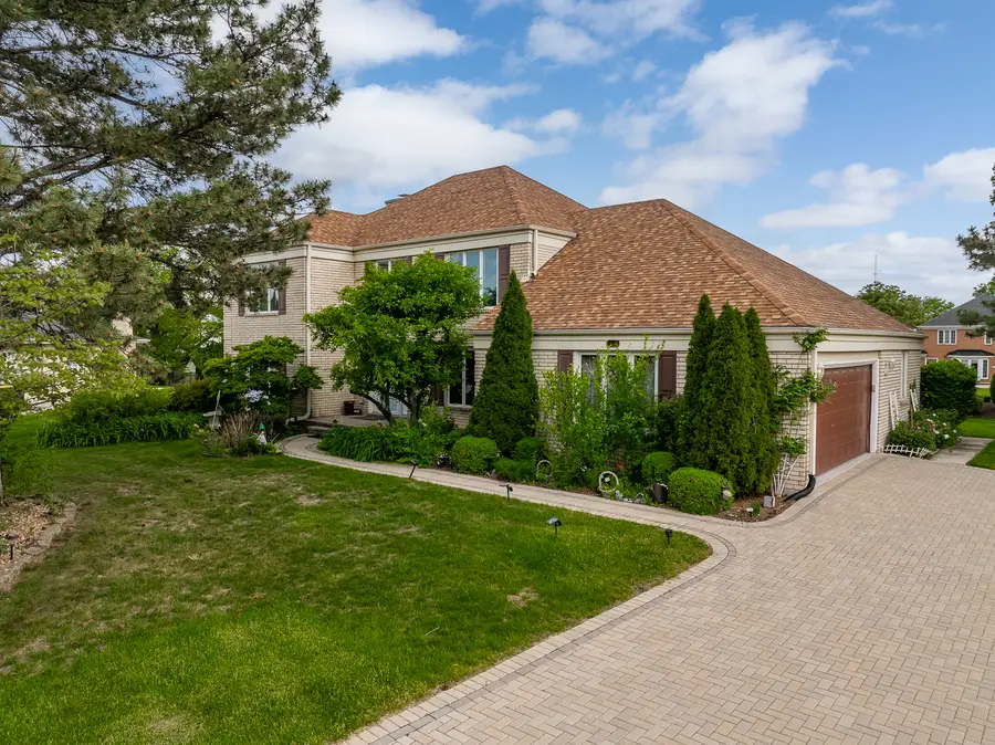 306 Woodview Court, Oak Brook, IL 60523 - #2