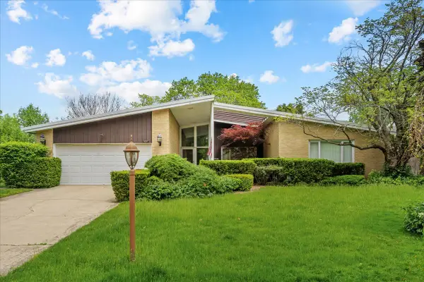 937 Timber Hill Road, Highland Park, IL 60035