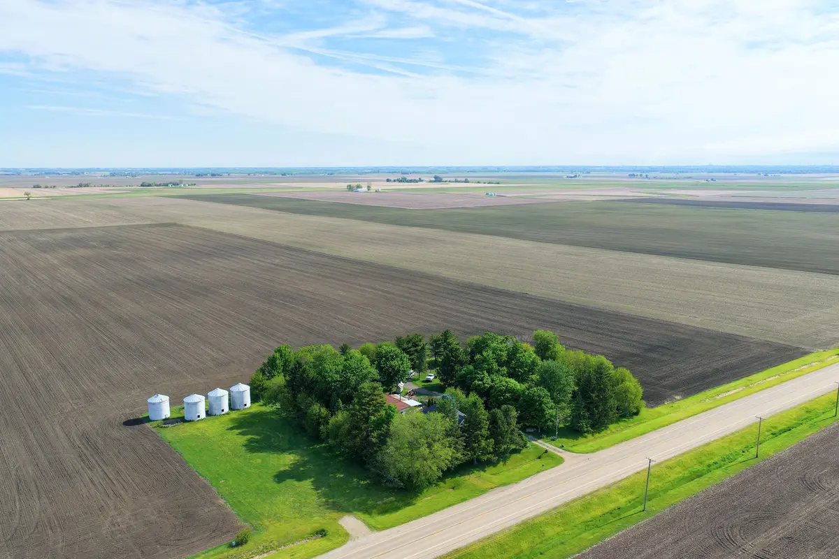 1141 E Il Rt 18, Streator, IL 61364 - #1