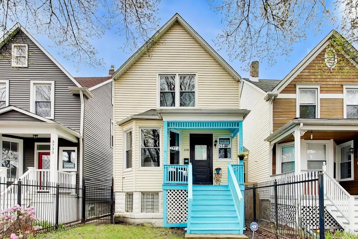 3735 W Palmer Street, Chicago, IL 60647 - #1