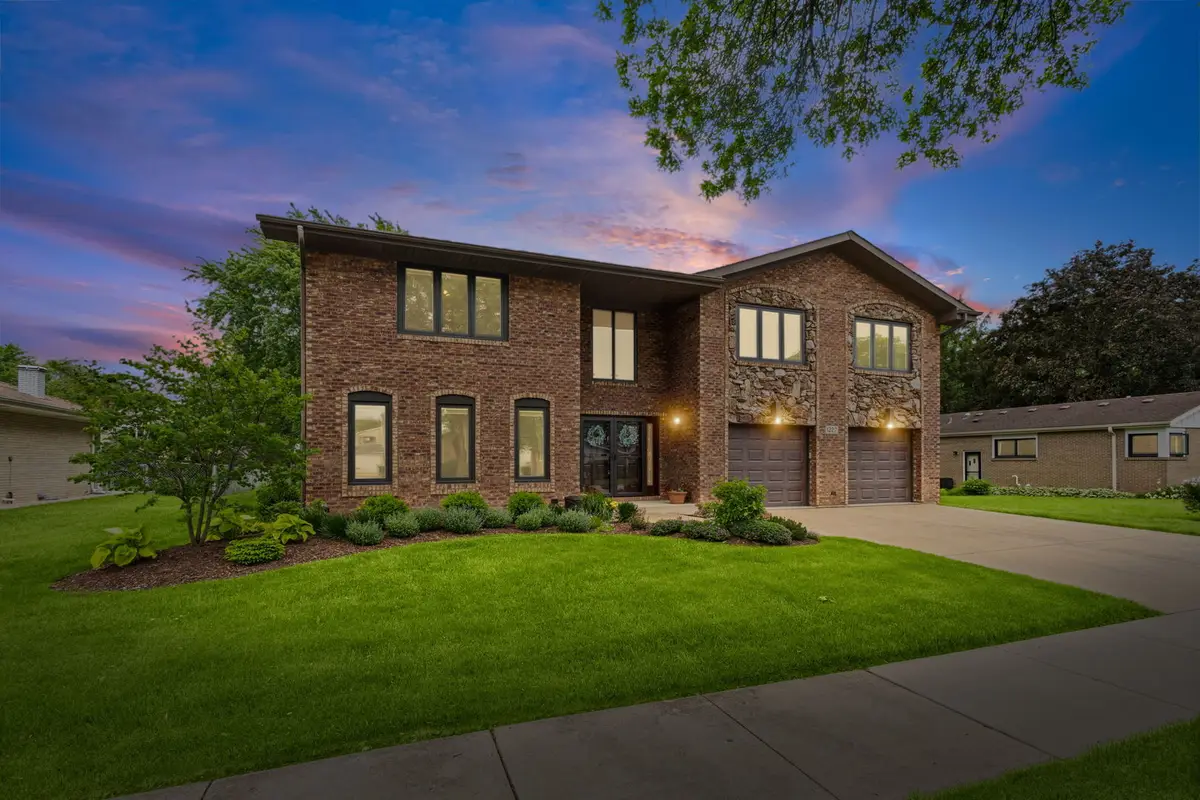1227 S Highland Avenue, Arlington Heights, IL 60005 - #1