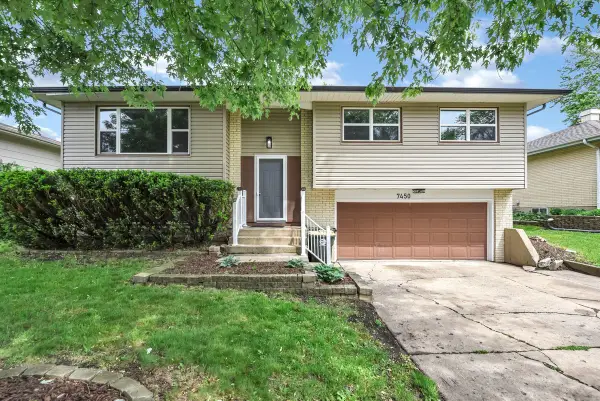 7450 Astor Avenue, Hanover Park, IL 60133