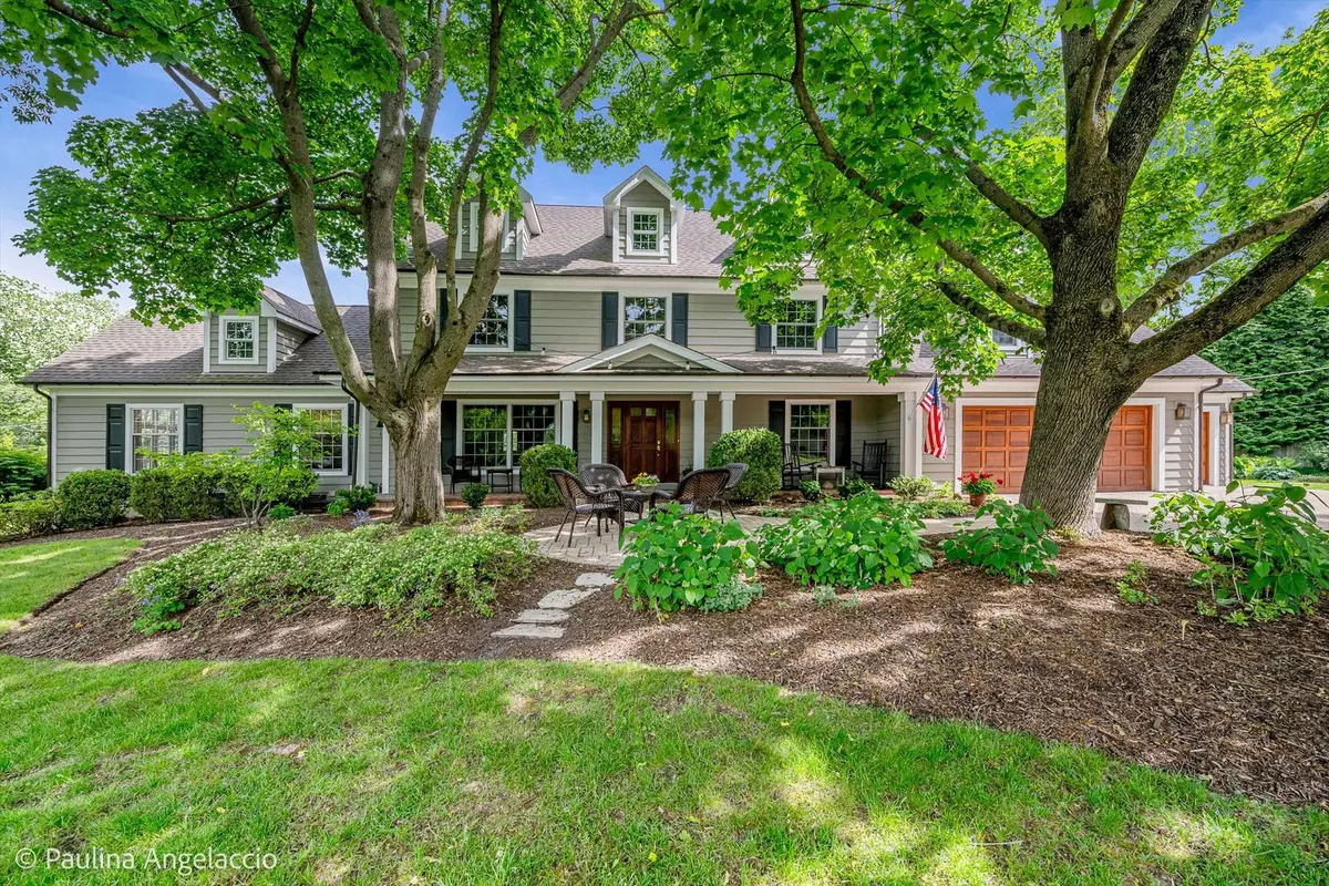714 Thomas Court, Libertyville, IL 60048 - #1