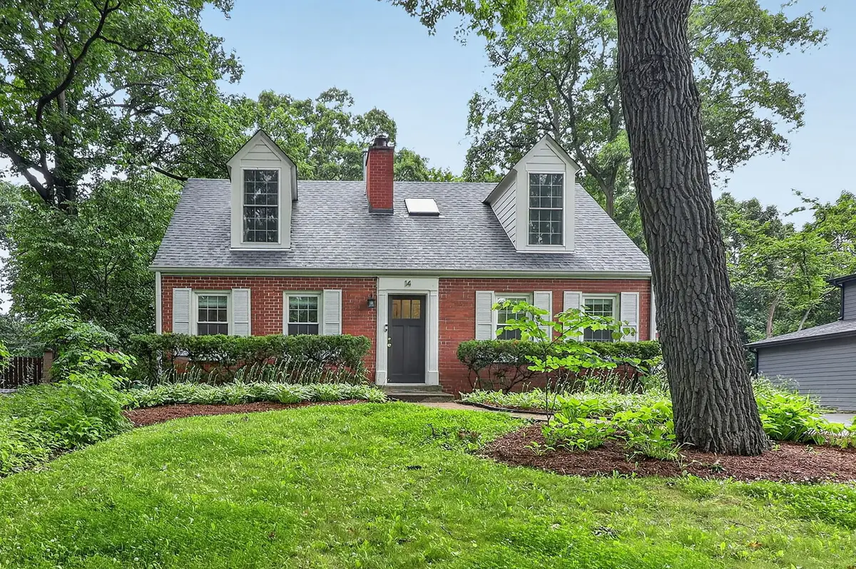 14 Walnut Road, Glen Ellyn, IL 60137 - #1