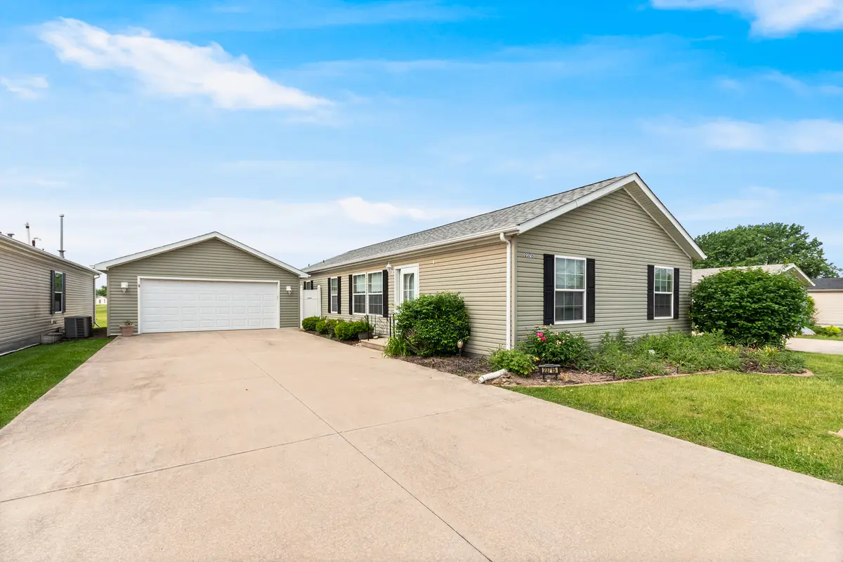 23715 W Lakepoint Drive, Channahon, IL 60410 - #1