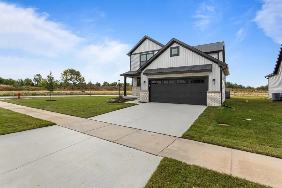 20 Meadow Drive, Monticello, IL 61856 - #3