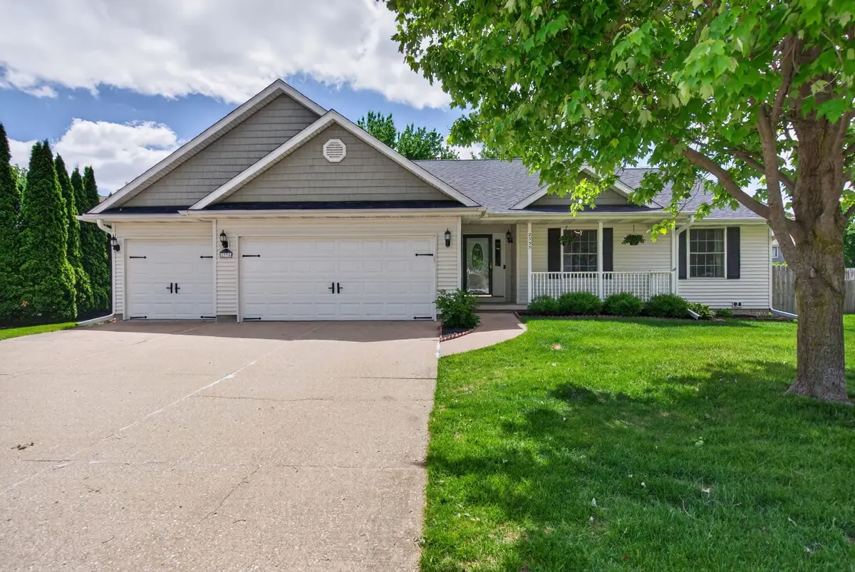 2335 E 57th Street, Davenport, IA 52807 - #1