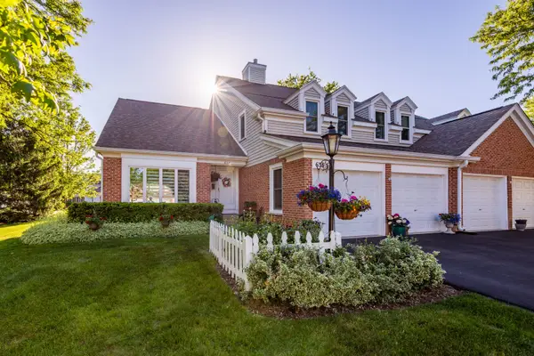 636 Stirling Lane #K, Prospect Heights, IL 60070