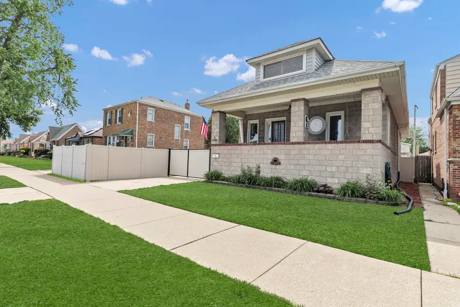 5412 S Natoma Avenue S, Chicago, IL 60638 - #2