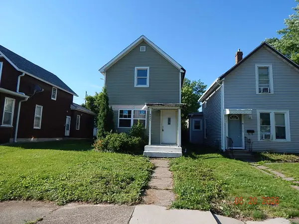 2426 5th Avenue, Moline, IL 61265