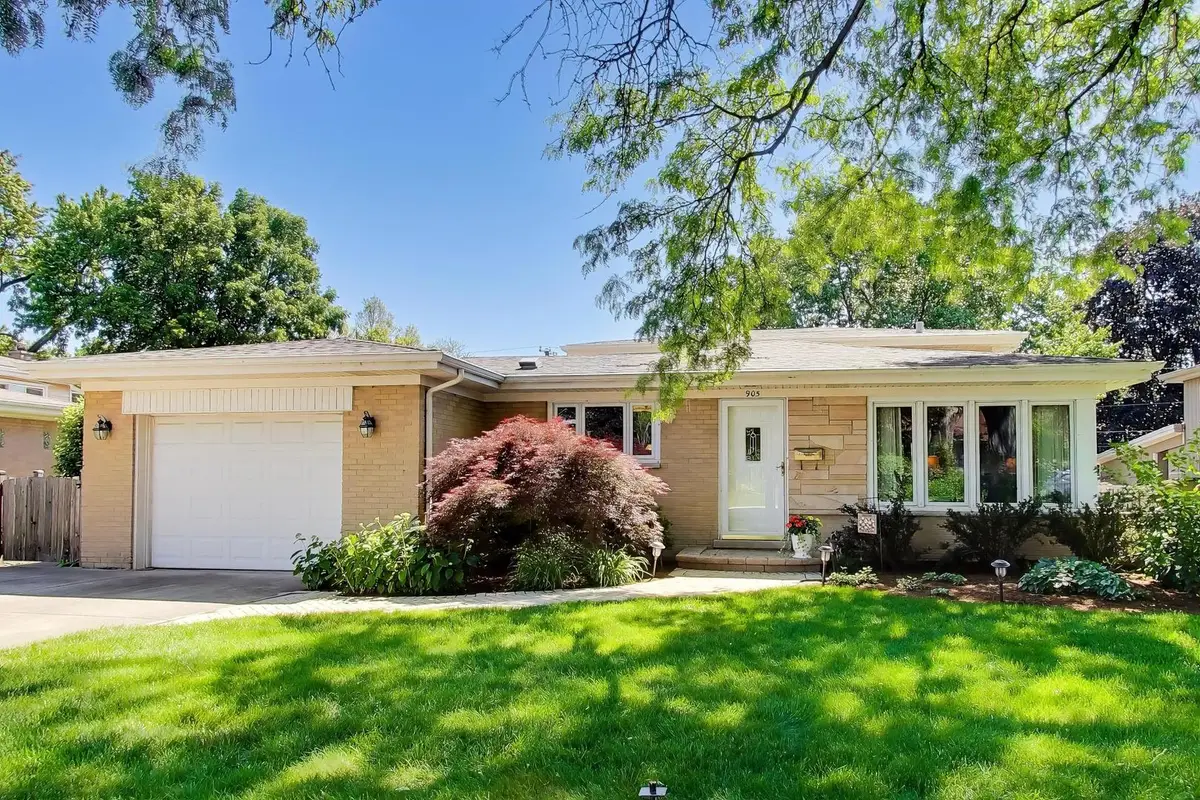 905 S School Street, Mount Prospect, IL 60056 - #1
