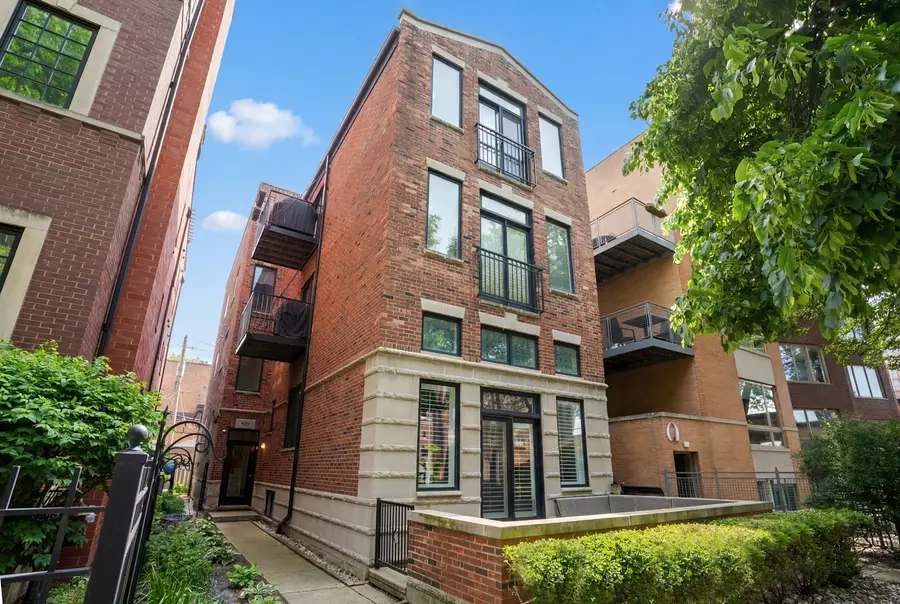 929 W George Street #3, Chicago, IL 60657 - #2