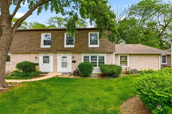 1312 Woodcutter Lane #C, Wheaton, IL 60189