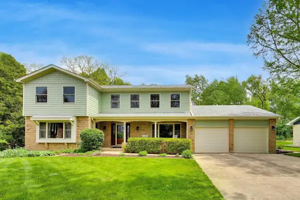 2302 Lisa Court, Palatine, IL 60067