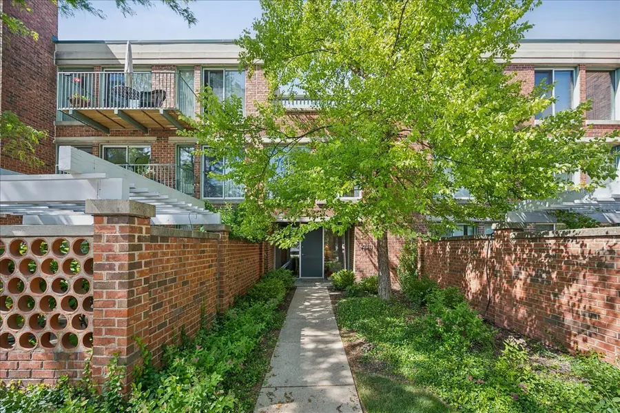 4020 Arbor Lane, Northfield, IL 60093 - #3