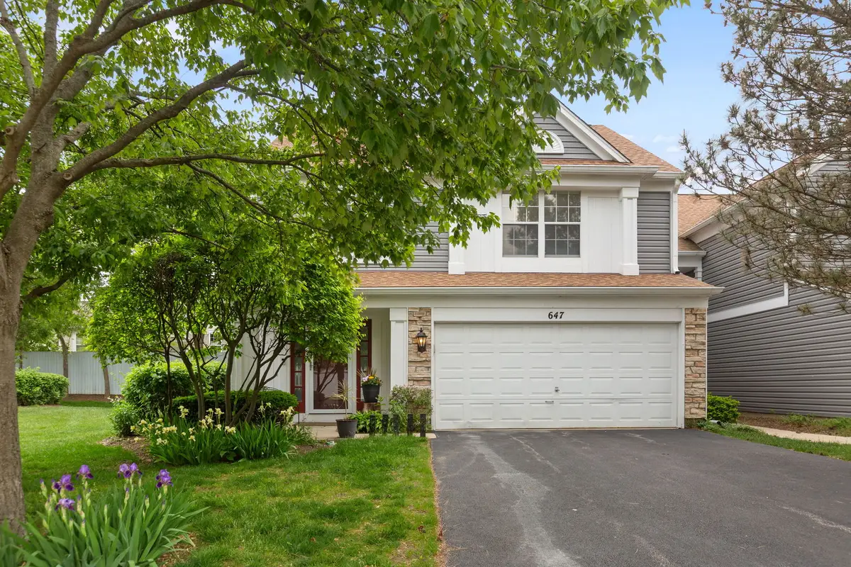 647 N Charter Hall Drive, Palatine, IL 60067 - #1