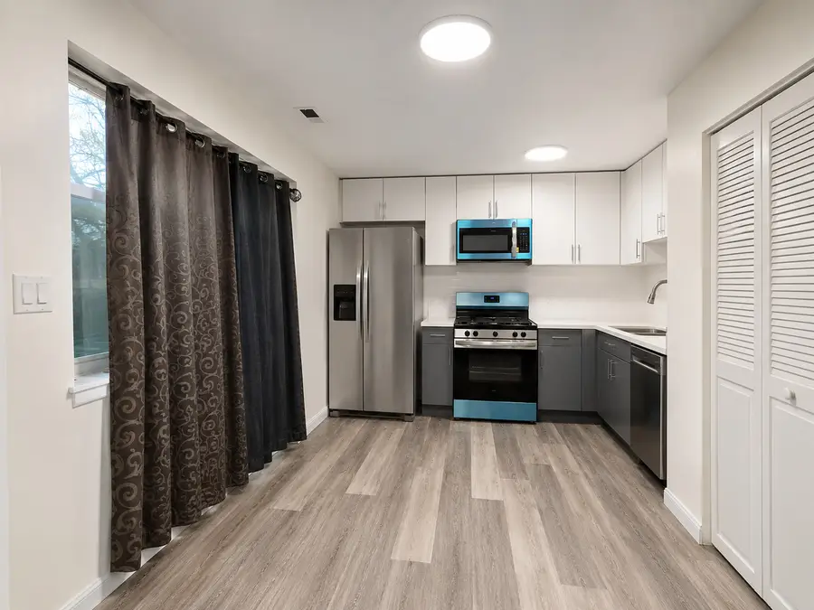 8818 S Cottage Grove Avenue, Chicago, IL 60619 - #2
