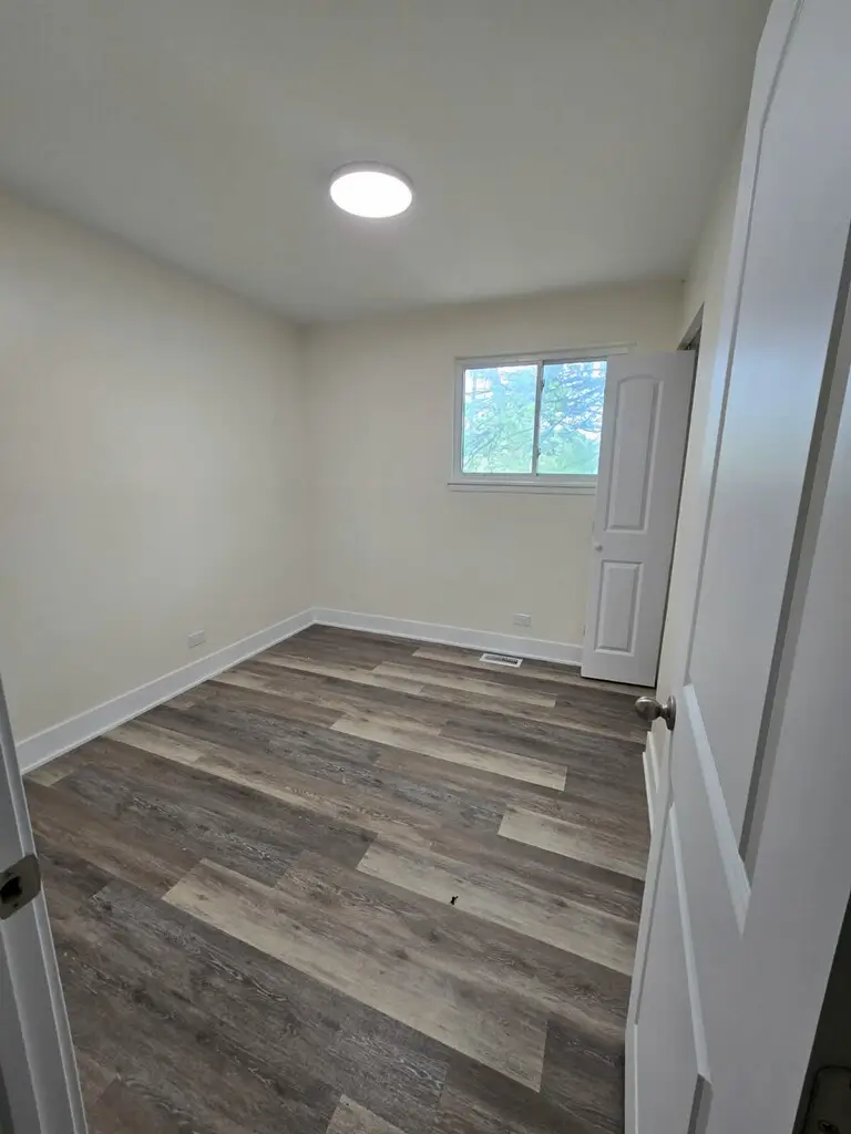 8818 S Cottage Grove Avenue, Chicago, IL 60619 - #3