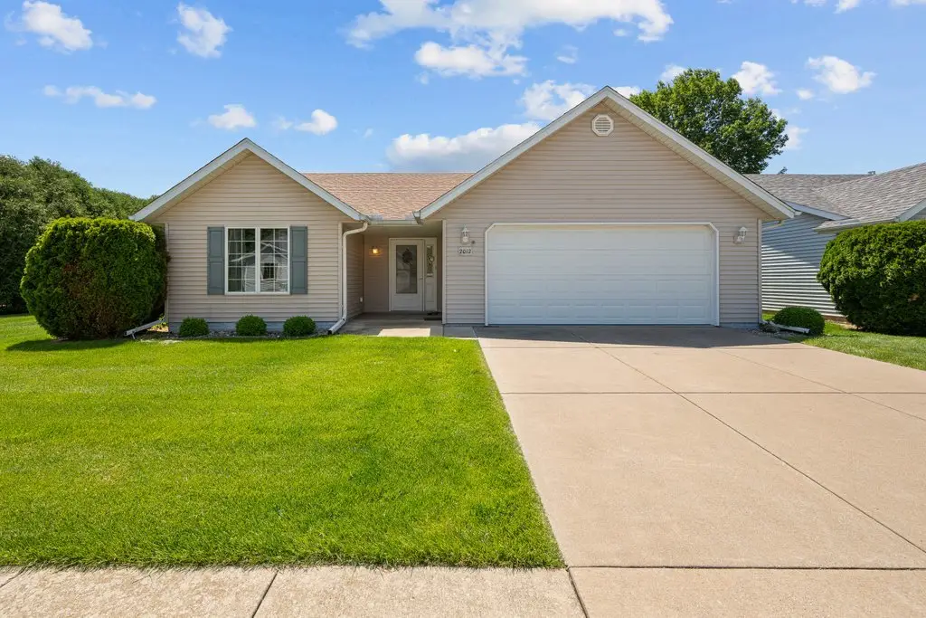 2012 Villa Pines Circle, Carbon Cliff, IL 61239 - #1