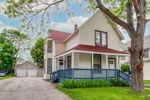 228 S Lincoln Avenue, Waukegan, IL 60085