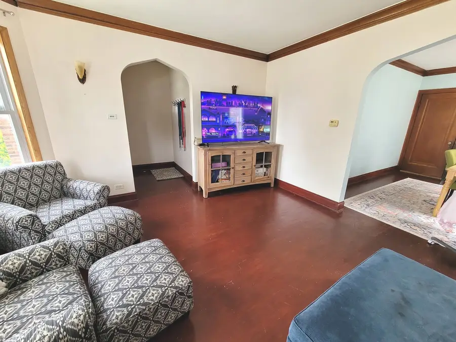 6005 S Tripp Avenue, Chicago, IL 60629 - #3