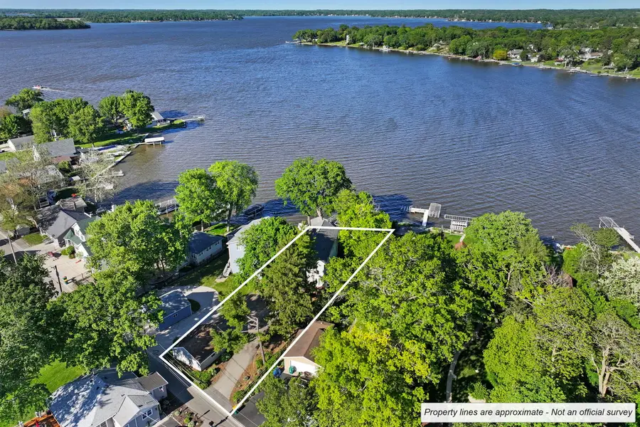9 Lakeside Lane, Fox Lake, IL 60020 - #3