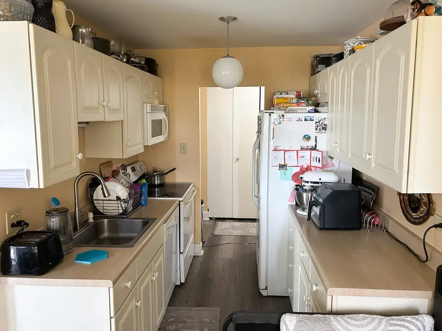 7141 N Kedzie Avenue #912, Chicago, IL 60645 - #3