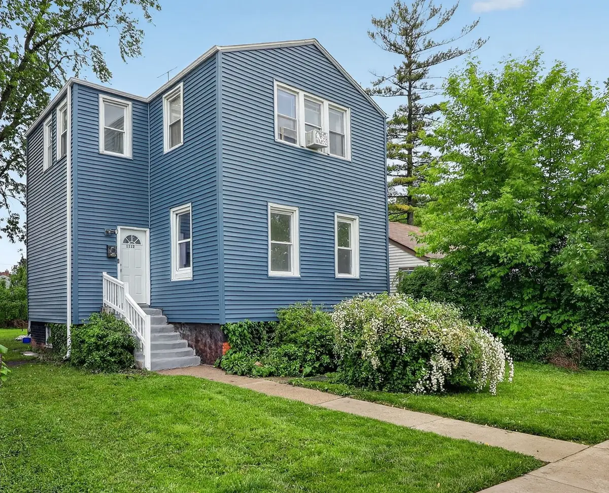 1112 Hartrey Avenue, Evanston, IL 60202 - #1