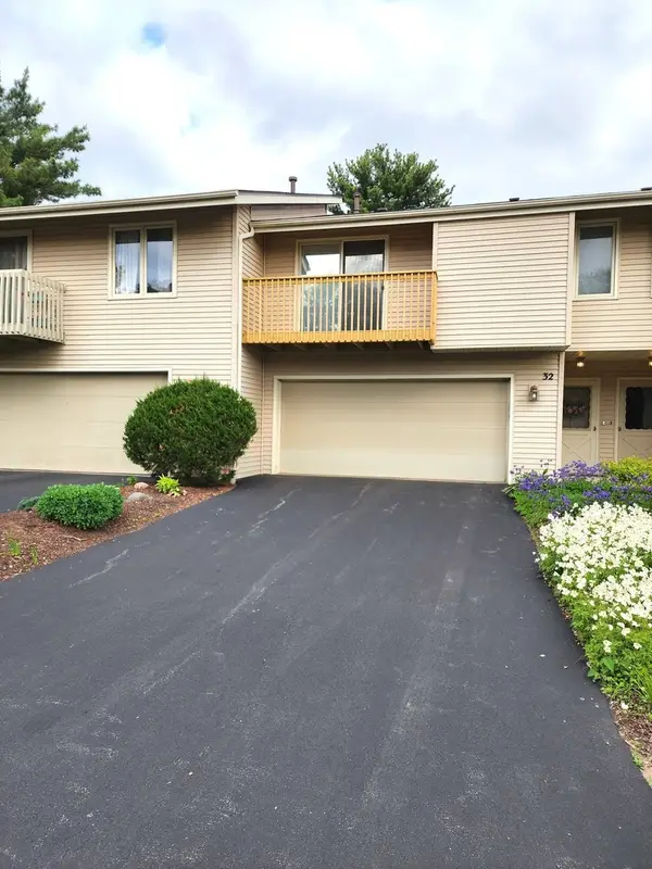 4657 High Point Drive #32, Rockford, IL 61114