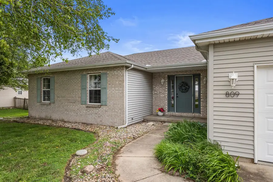 809 S Scarborough Street, Sidney, IL 61877 - #3