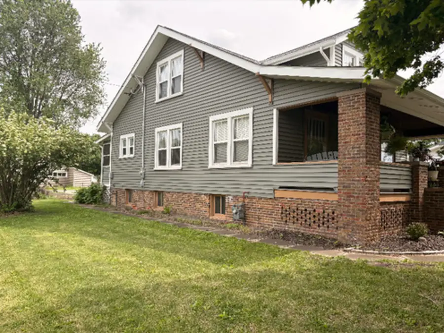 109 Washington Street, Benson, IL 61516 - #2