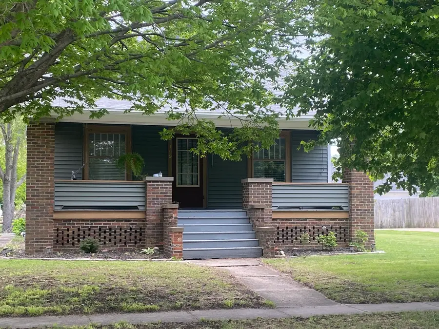 109 Washington Street, Benson, IL 61516 - #3